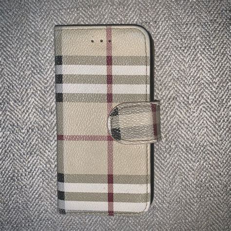 cover iphone 7 burberry|Amazon.com: Burberry Iphone 7 Plus Case.